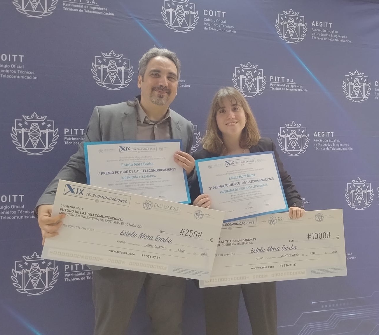 Con mi tutor, Néstor Lucas Martínez
